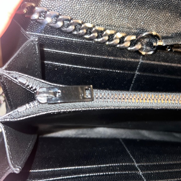 Authentic YSL Grain de Poudre Chevron Cassandra WOC Wallet On Chain - Picture 11 of 16